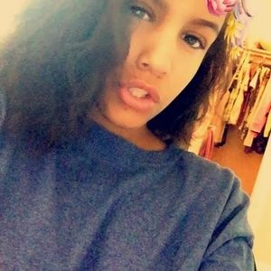 Meet your Posher, Alyssa